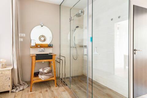 Studio Chic Avec Salon Et Terrasse Privee Apartment Туркоан Екстериор снимка